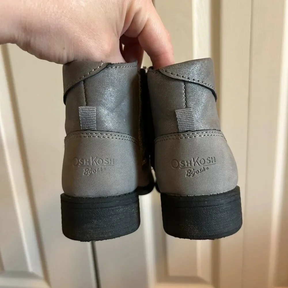 Toddler Sz 11 Girls OshKosh Grey Boots Fall Back To School